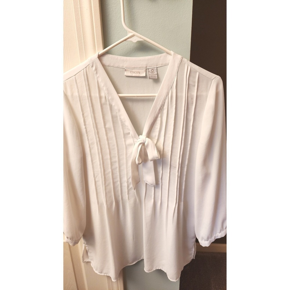 Chicos Womens Top Size 0 White 3/4 Sleeve Tie V-Neck Pleated Blouse